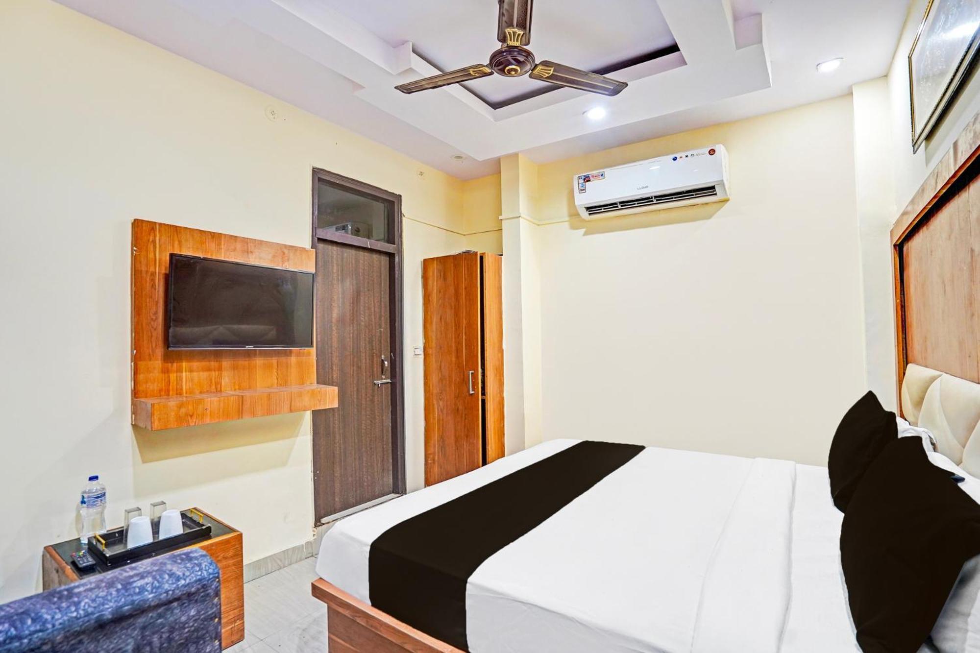 Super Hotel O Charbagh Formerly Khalsa Inn ลัคเนา ภายนอก รูปภาพ